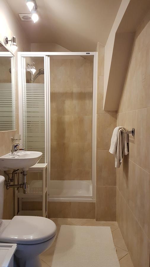 Villa Del Arte Bed & Breakfast Wadowice Bagian luar foto