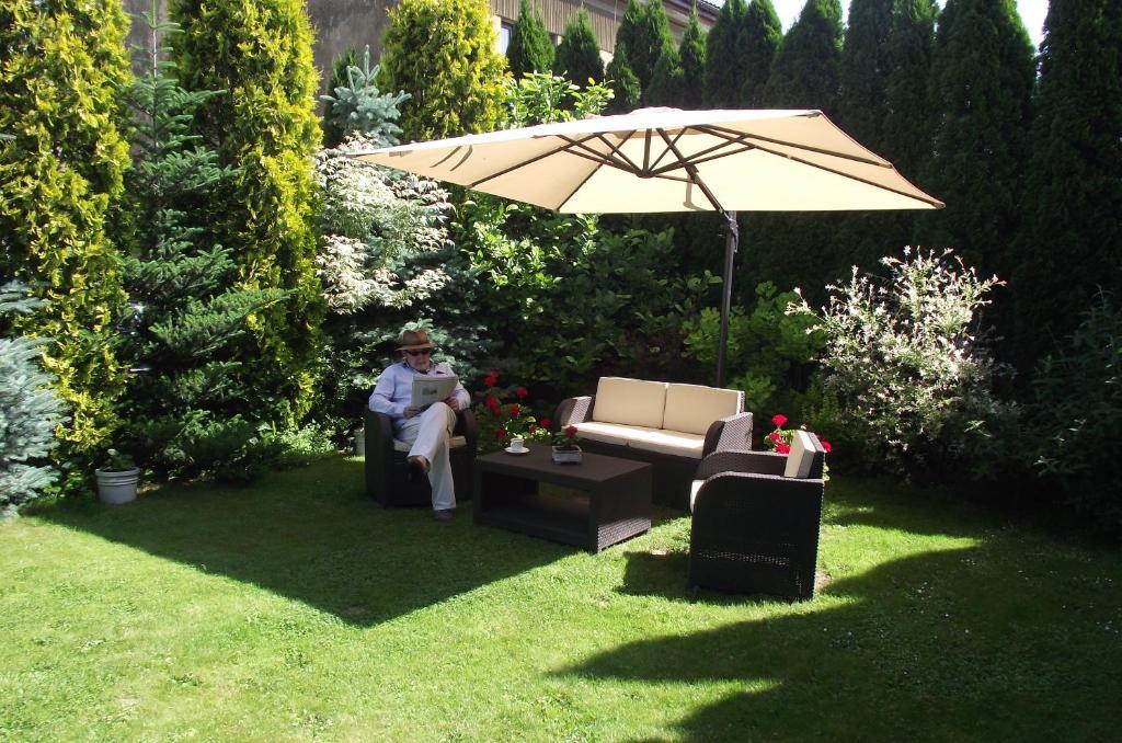 Villa Del Arte Bed & Breakfast Wadowice Bagian luar foto