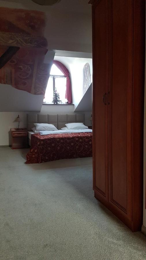 Villa Del Arte Bed & Breakfast Wadowice Bagian luar foto